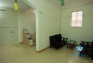 Cheap unfurnished 4 bedrooms for rent in Tayho area 